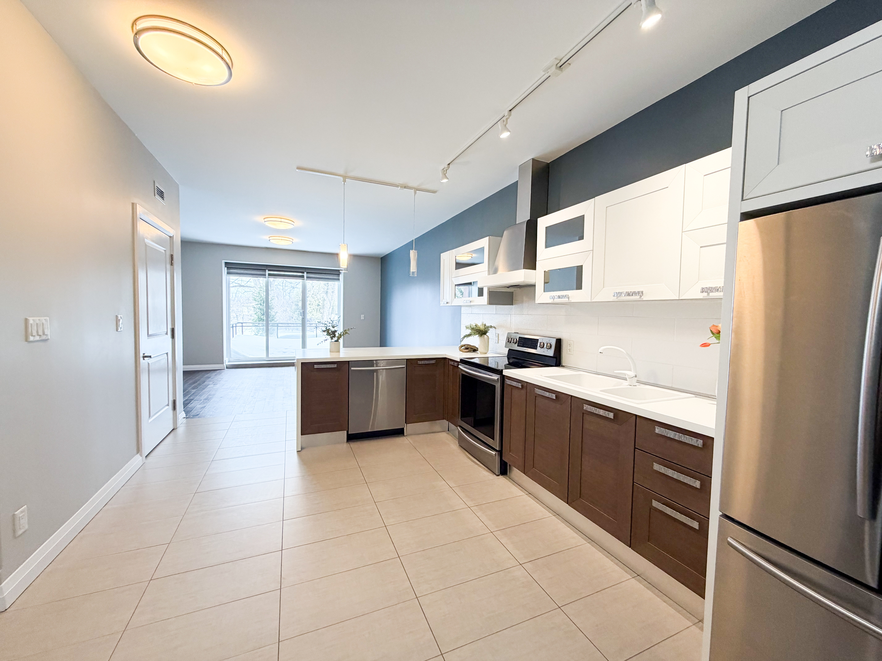 347 Hyland Drive - 110