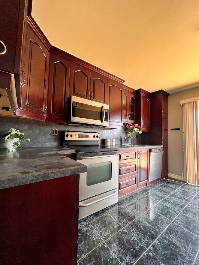 1116 Martin Avenue - 1